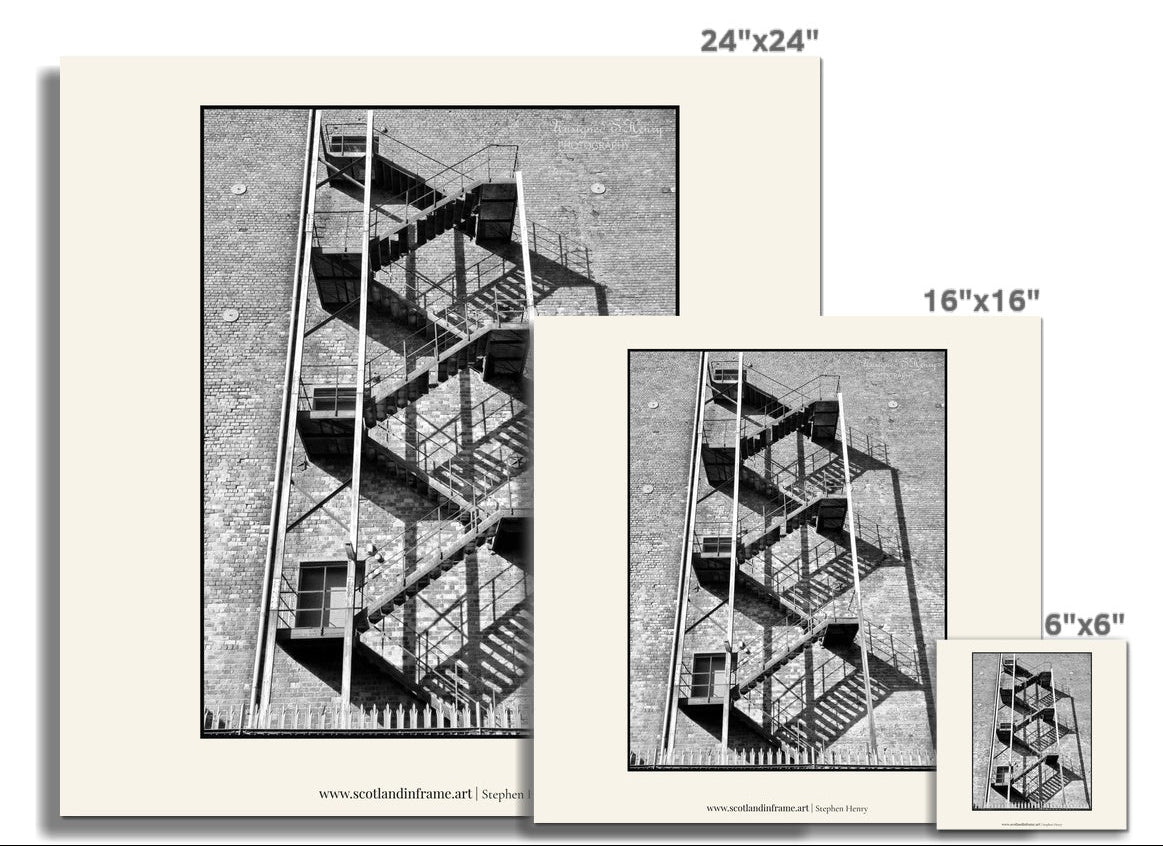 Range of sizes of the contemporary photograph of the fire escape of the Glebe building.